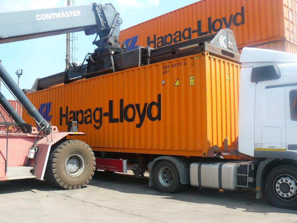 Camion Hub Dacia